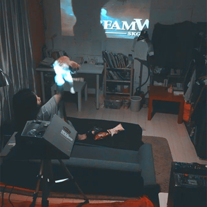 嗯啊流了打屁股男男
